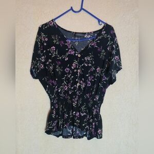 Women's Modern Attraction Black Purple Floral Front Button Blouse Short Sleeve S
